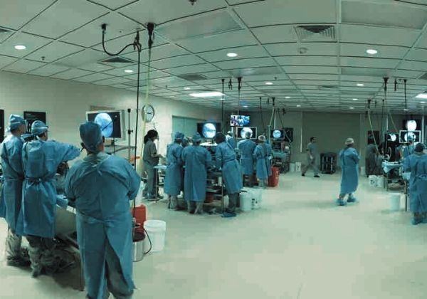 Participação em curso de Ombro e Cotovelo, em Chicago – EUA